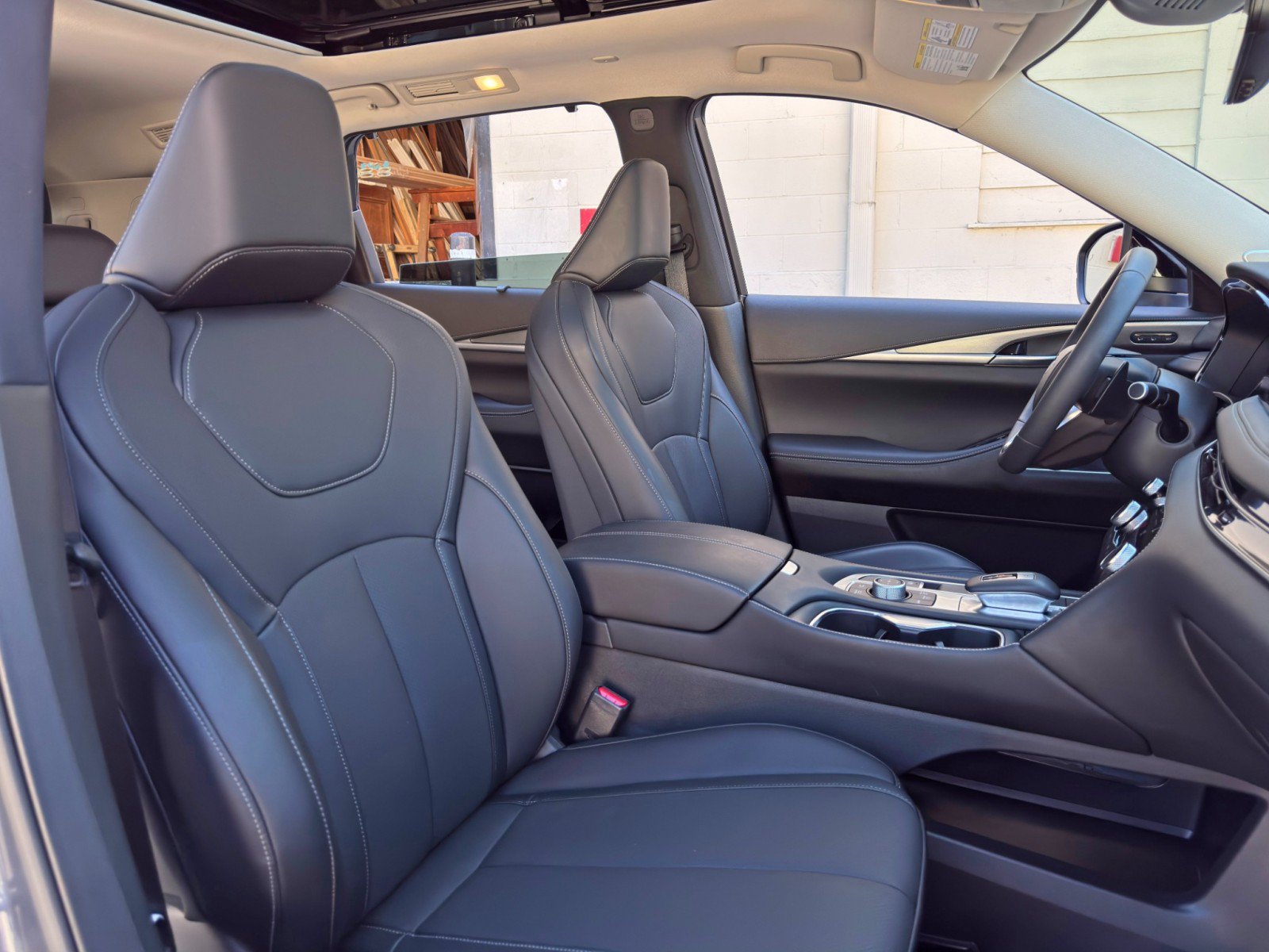 Used 2026 INFINITI QX60 Luxe w/ Cargo Package FWD image 40