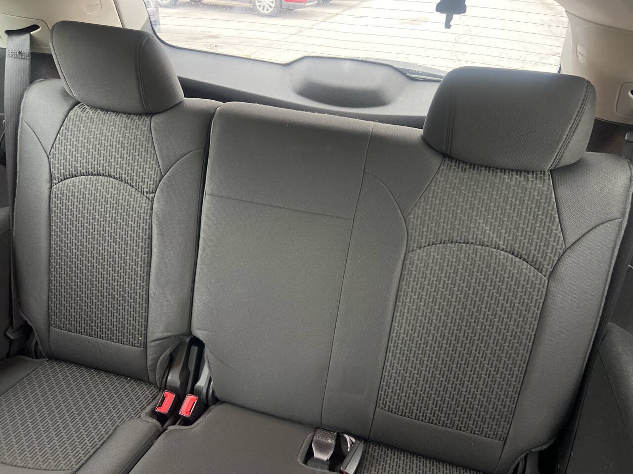 Used 2010 Chevrolet Traverse LT AWD/4WD image 14