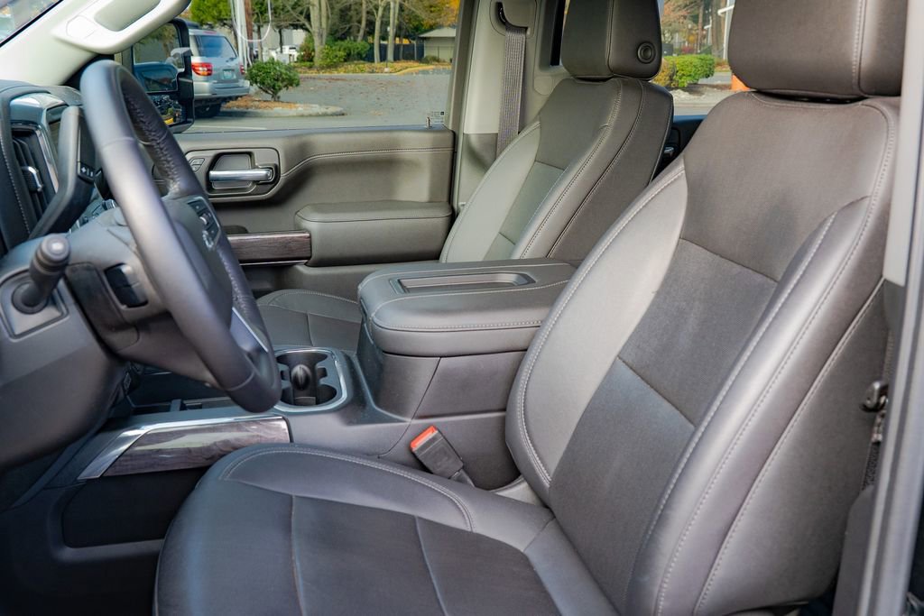 Used 2022 Chevrolet Silverado 3500 LTZ w/ LTZ Plus Package image 11