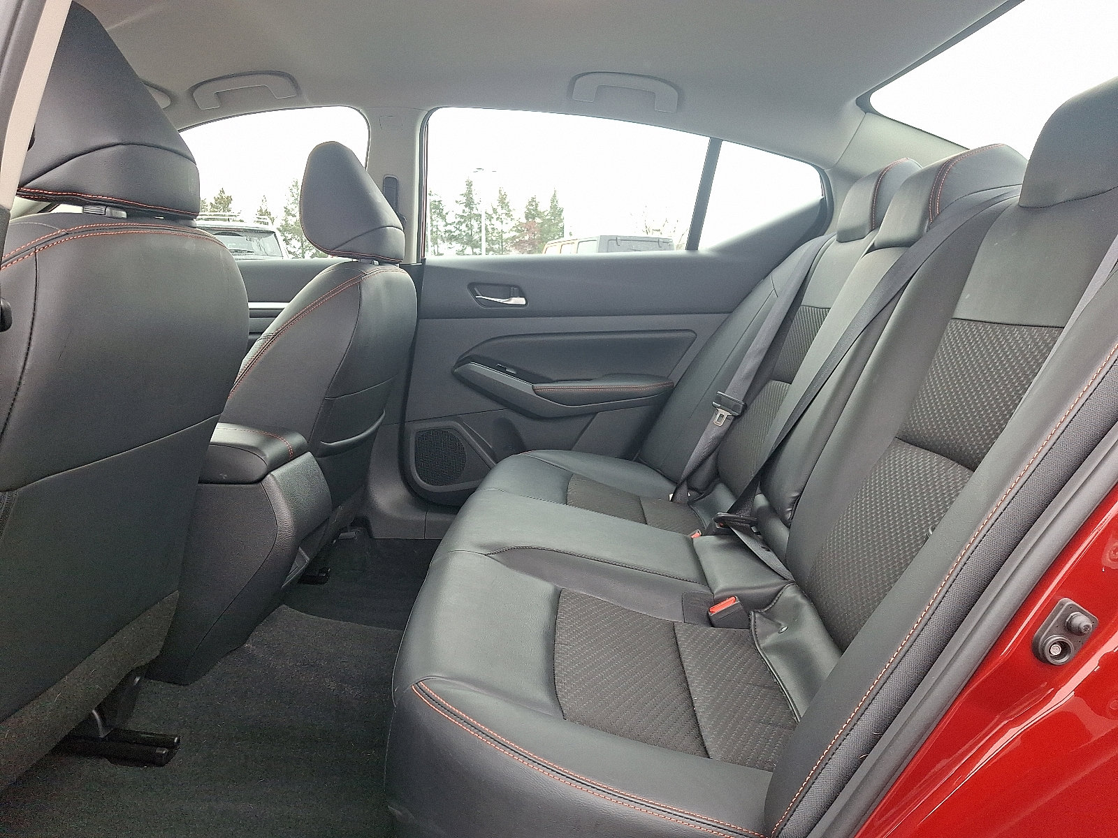 Certified 2025 Nissan Altima 2.5 SR image 10