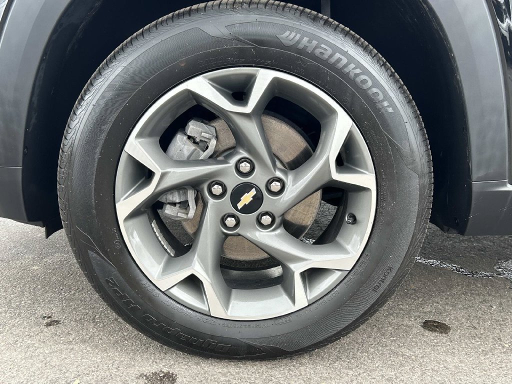 Used 2024 Chevrolet Trax LT w/ Driver Confidence Package FWD image 9