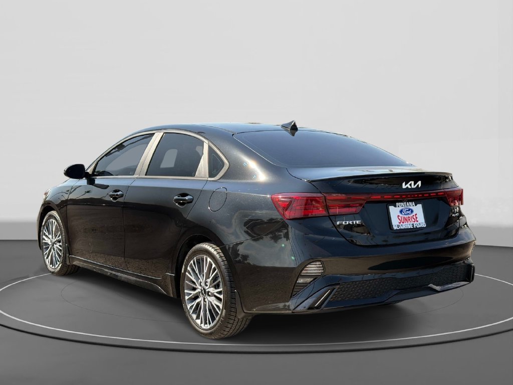 Used 2023 Kia Forte GT-Line w/ GT-Line Premium Package FWD image 7