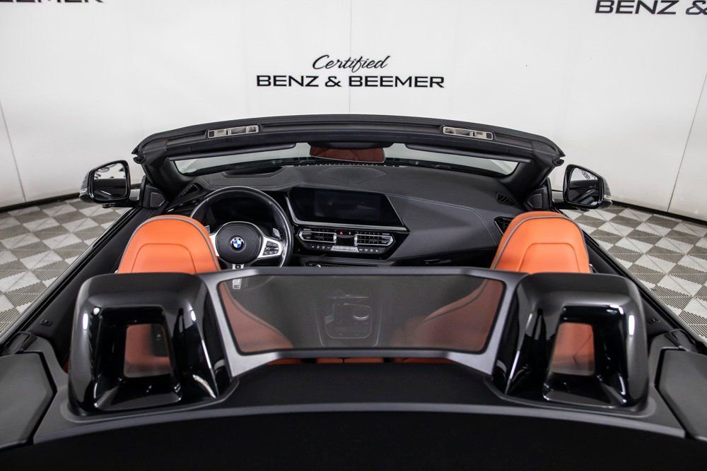 Used 2021 BMW Z4 M40i w/ Shadowloine Package image 12