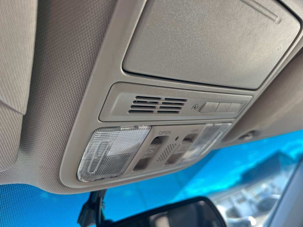 Used 2011 Honda Odyssey EX-L image 37
