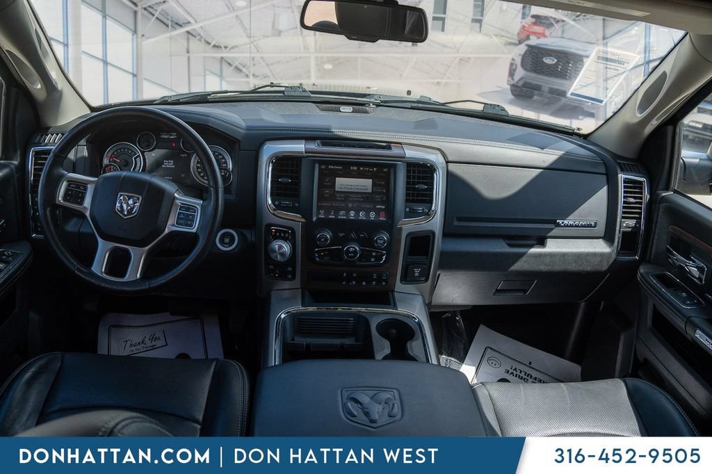 Used 2016 RAM 1500 Laramie AWD/4WD image 4