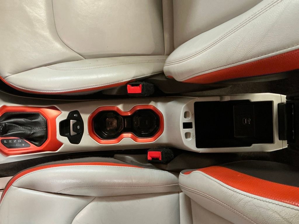 Used 2016 Jeep Renegade Limited image 26