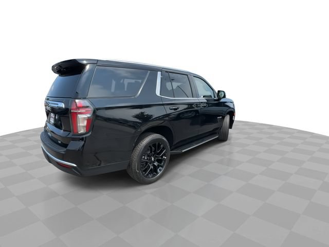 Certified 2022 Chevrolet Tahoe LT w/ Luxury Package AWD/4WD image 8