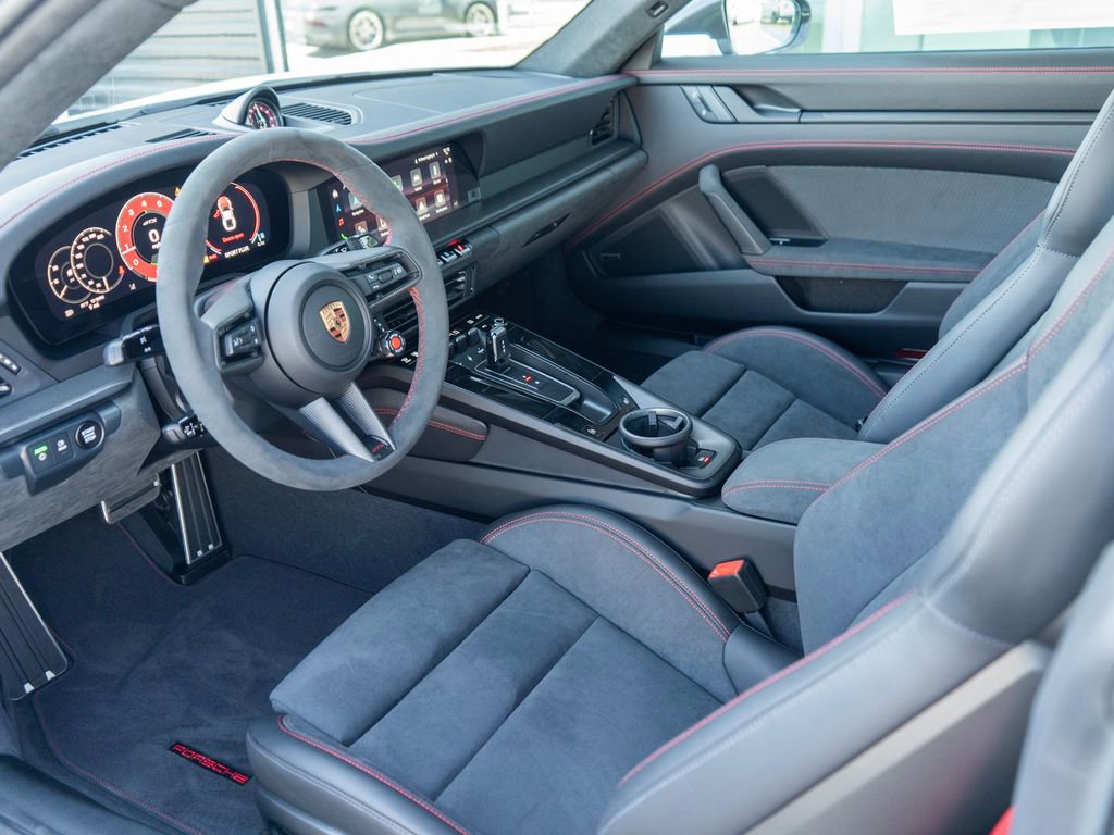 New 2026 Porsche 911 Carrera GTS image 5