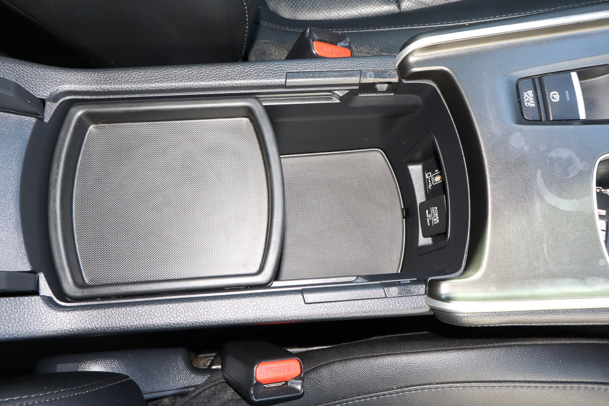 Used 2020 Honda Accord Touring image 30