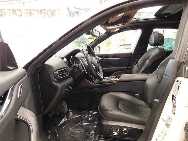 Used 2023 Maserati Levante Modena image 17