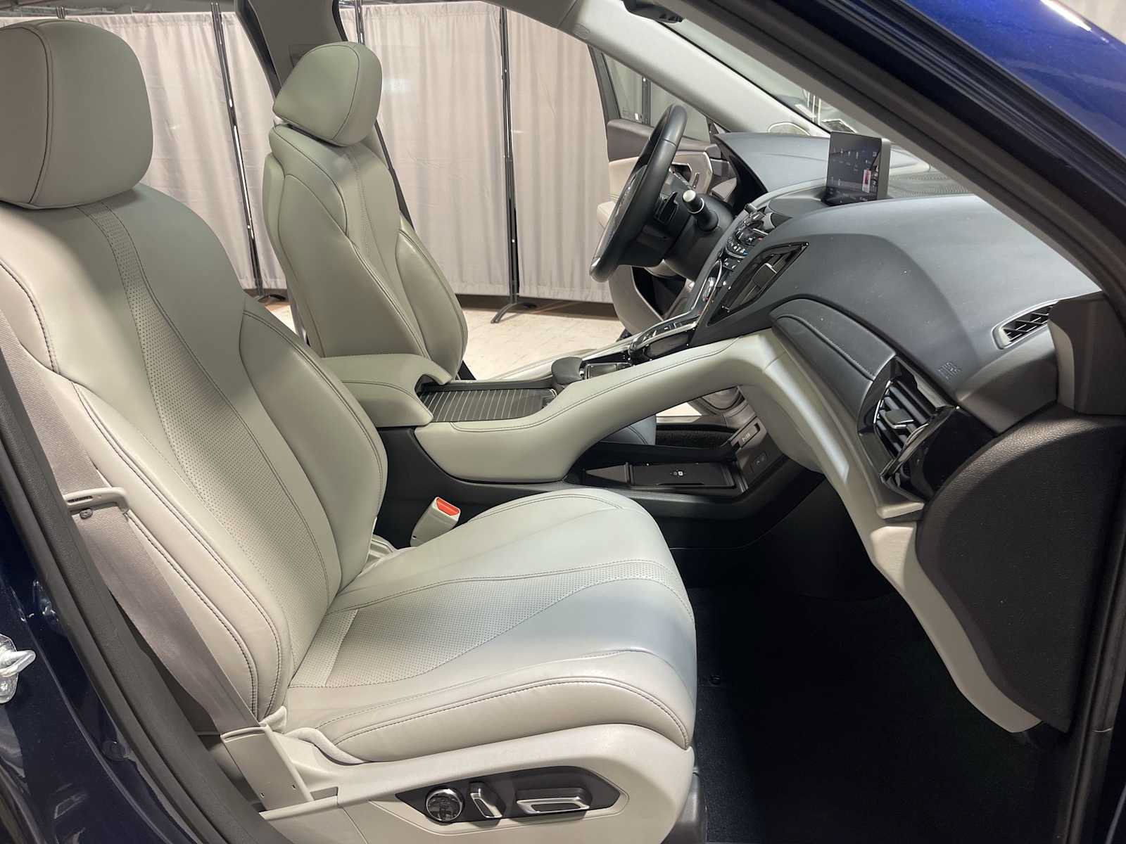 Certified 2024 Acura RDX w/ Technology Package AWD/4WD image 14