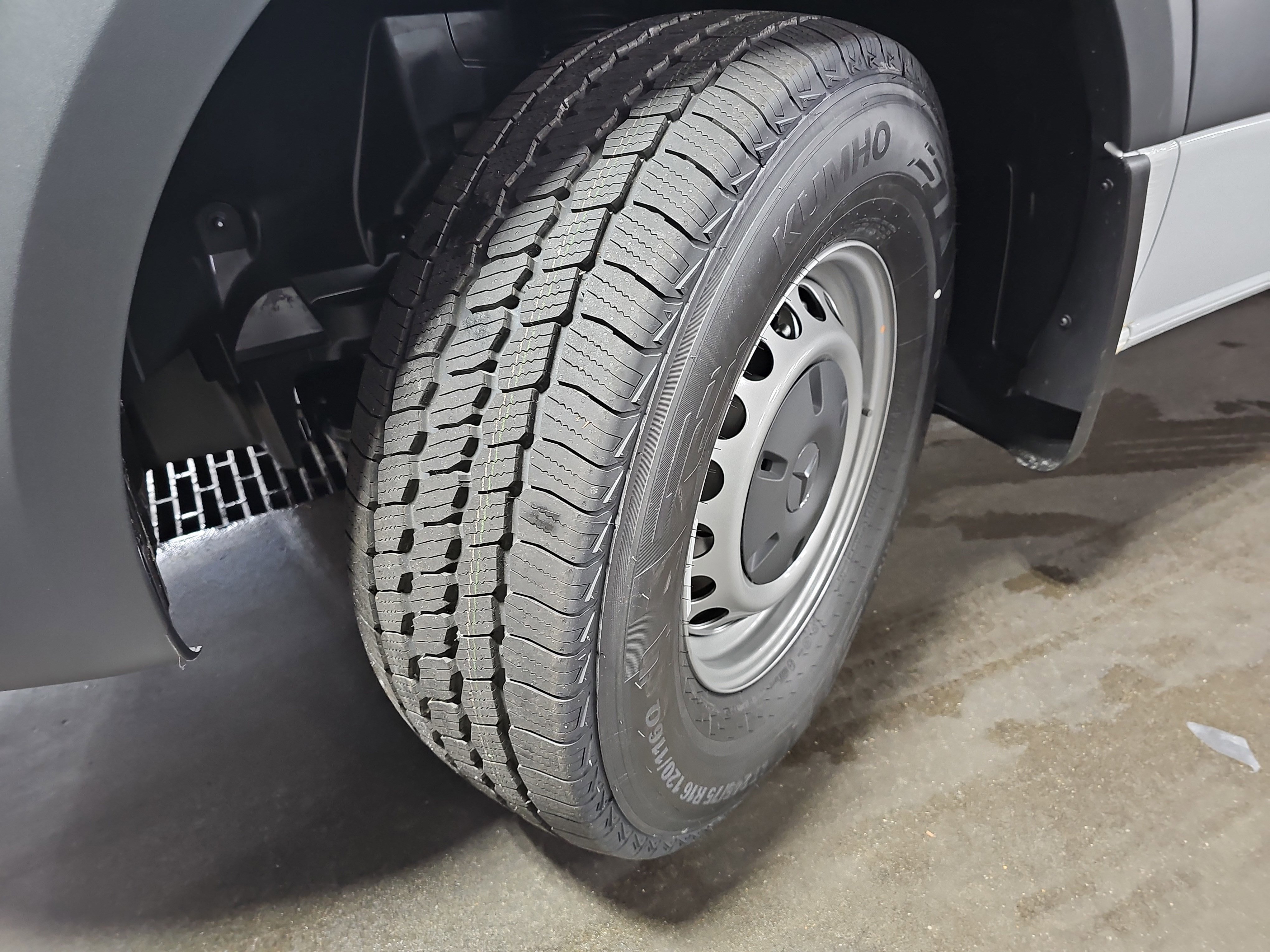 New 2026 Mercedes-Benz Sprinter 2500 image 32