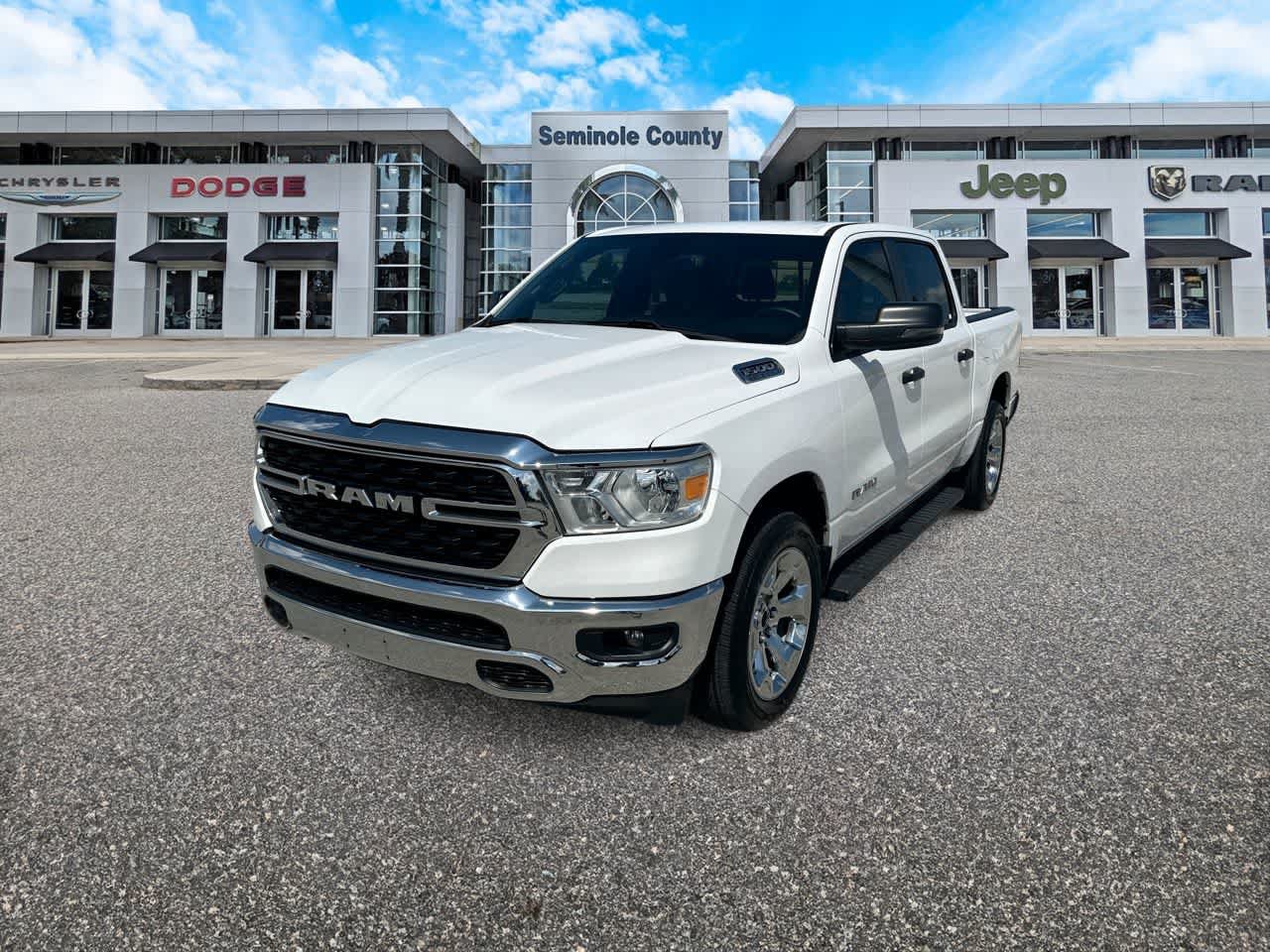 Used 2023 RAM 1500 Big Horn AWD/4WD image 4