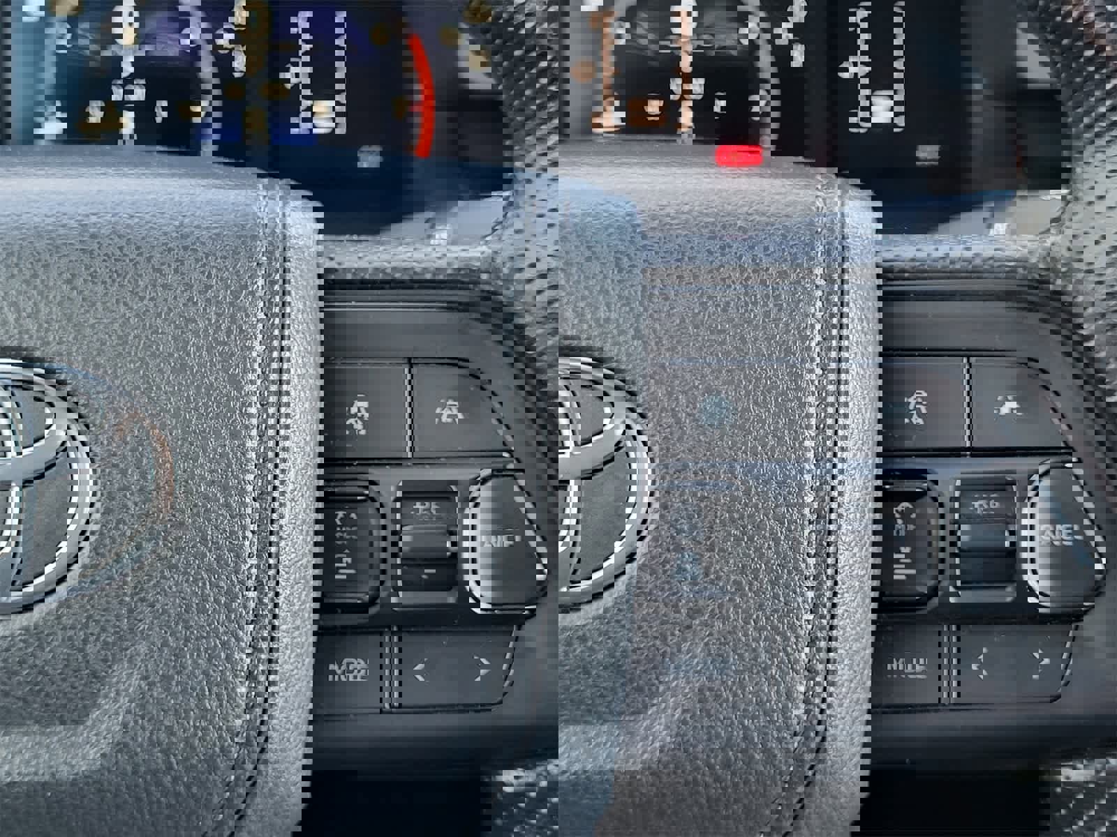 Used 2025 Toyota Tacoma SR5 image 26