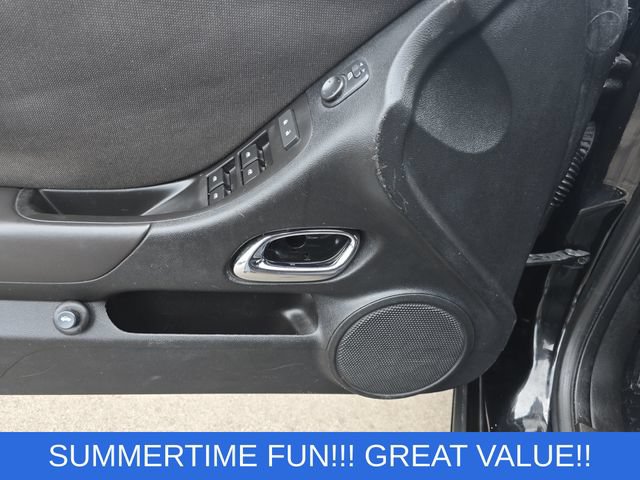 Used 2015 Chevrolet Camaro LT RWD image 9