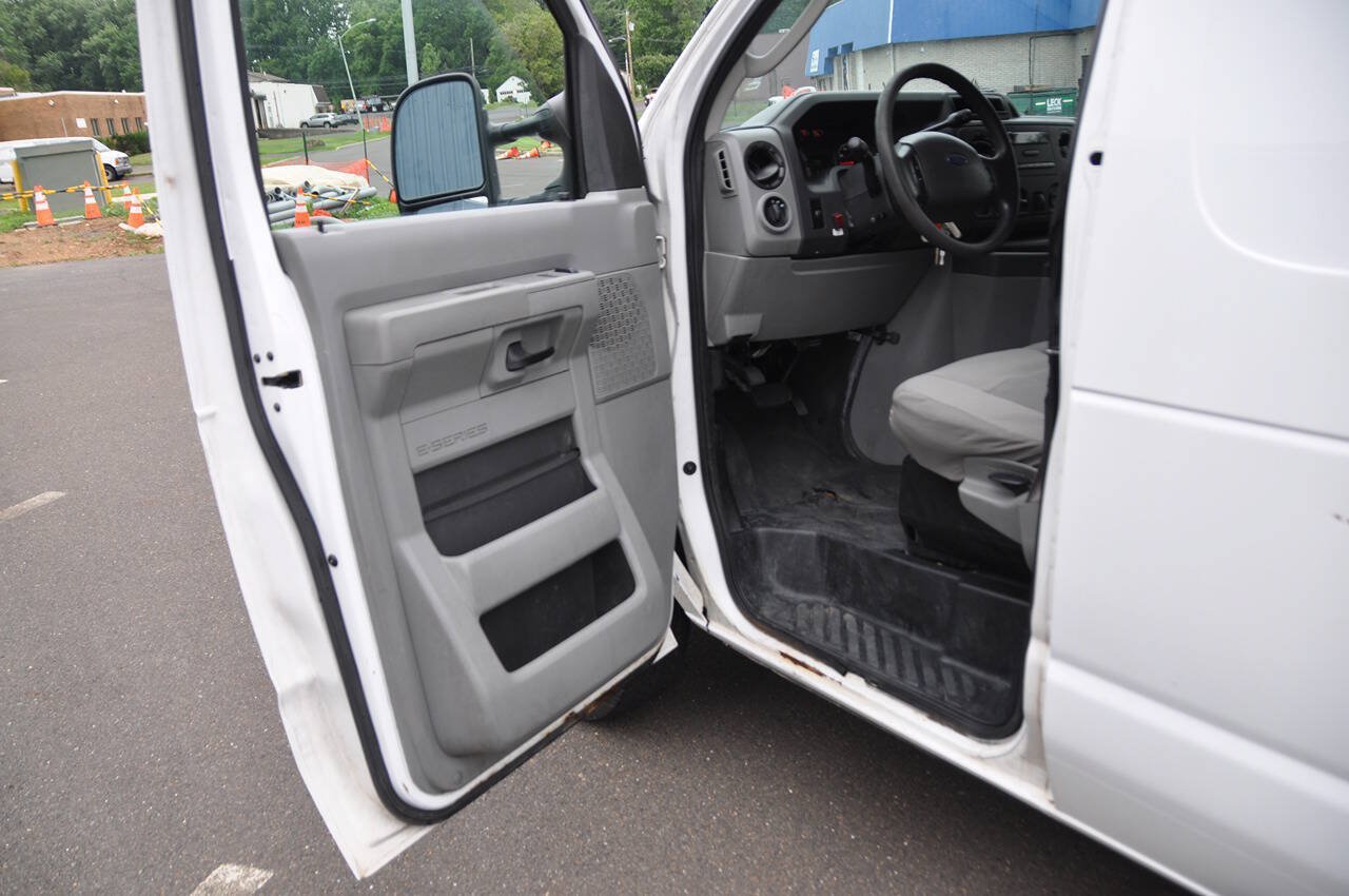 Used 2013 Ford E-150 and Econoline 150 w/ PWR Group RWD image 17