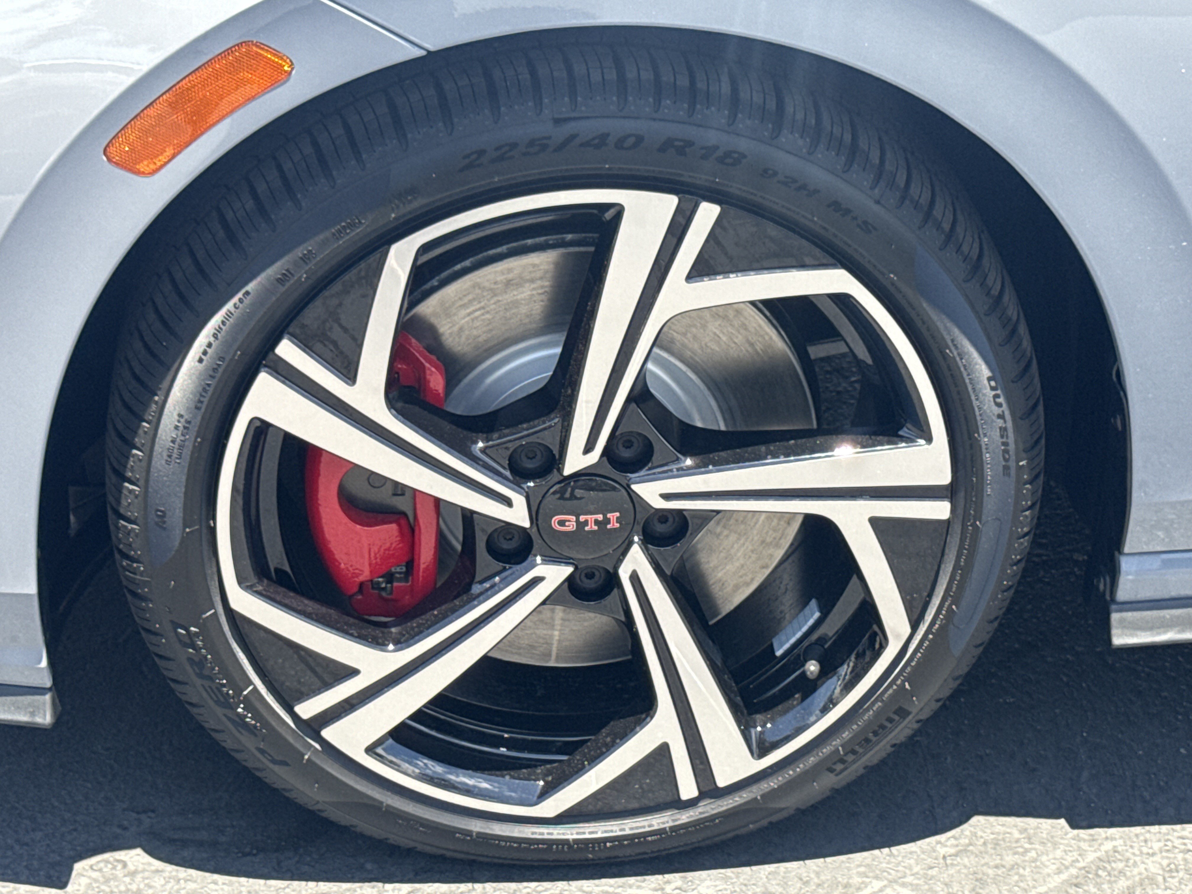 New 2026 Volkswagen Golf SE FWD image 11