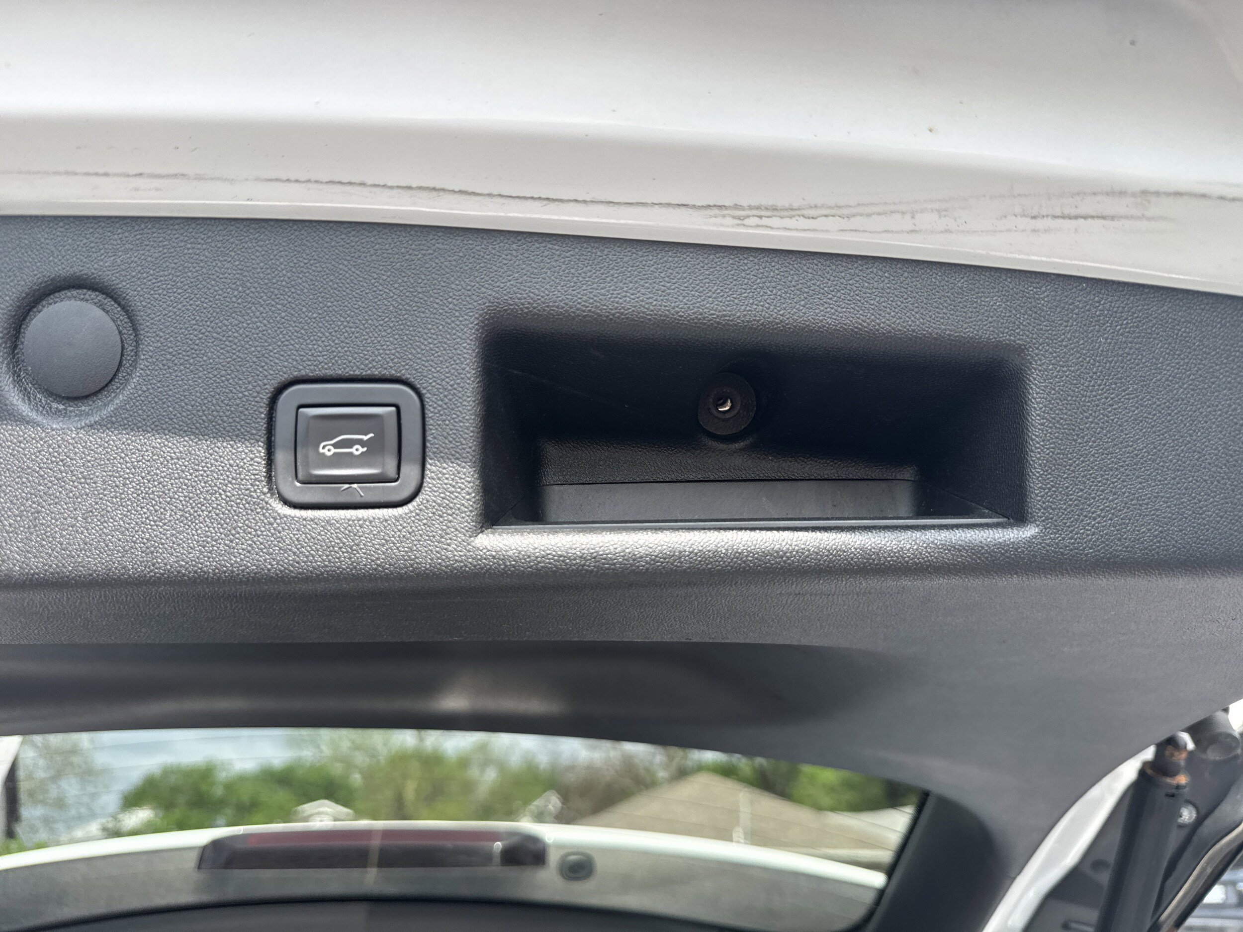 Used 2018 Chevrolet Equinox LT image 11