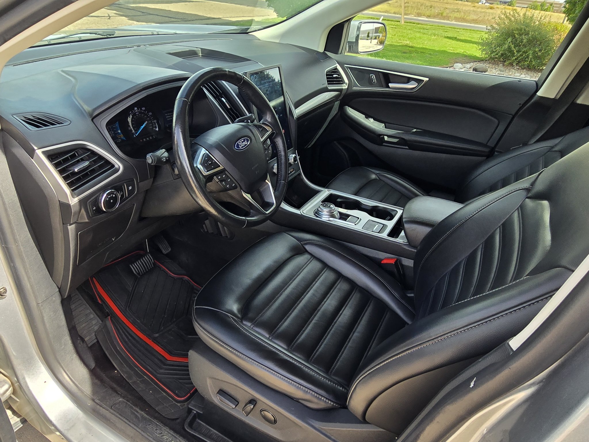Used 2024 Ford Edge SEL AWD/4WD image 25