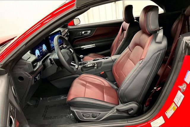 Used 2025 Ford Mustang GT Premium w/ GT Performance Package RWD image 23
