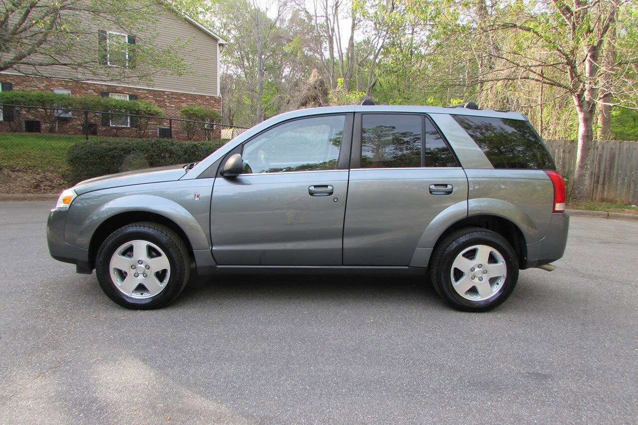 Used 2006 Saturn Vue AWD V6 w/ Comfort Pkg image 2