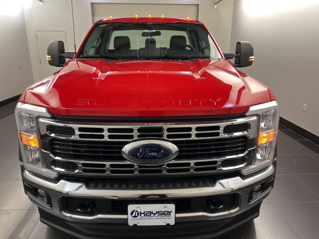 New 2025 Ford F550 4x4 Regular Cab Super Duty image 2