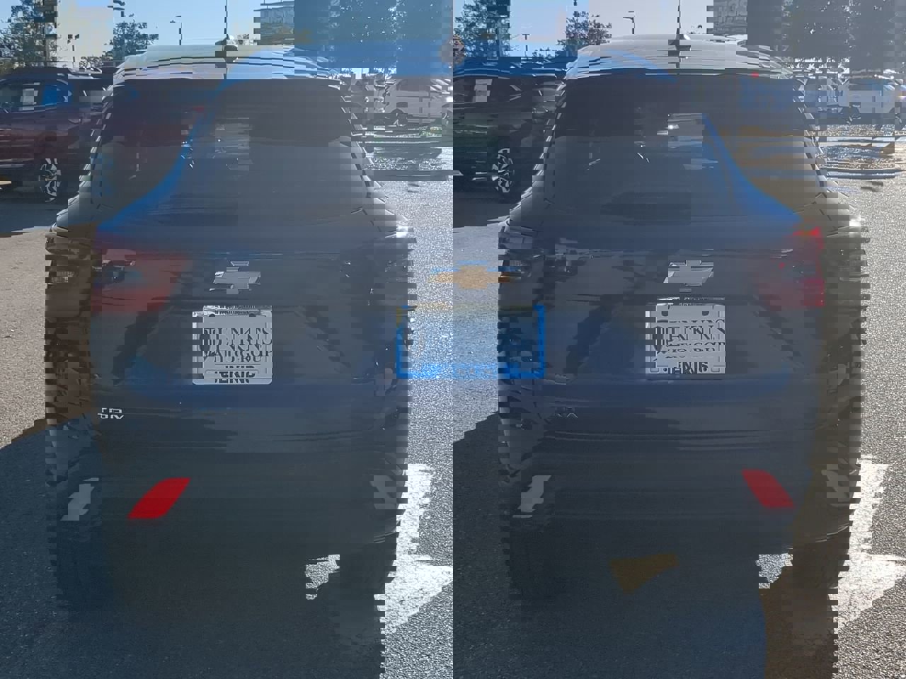 Used 2024 Chevrolet Trax LS w/ LS Convenience Package image 5