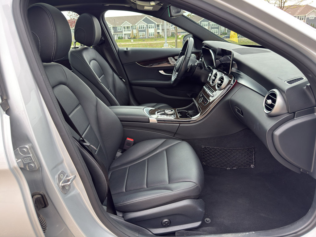 Used 2021 Mercedes-Benz C 300 4MATIC Sedan image 29