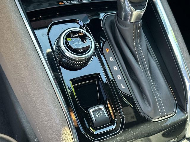 Used 2024 GMC Canyon Denali image 38