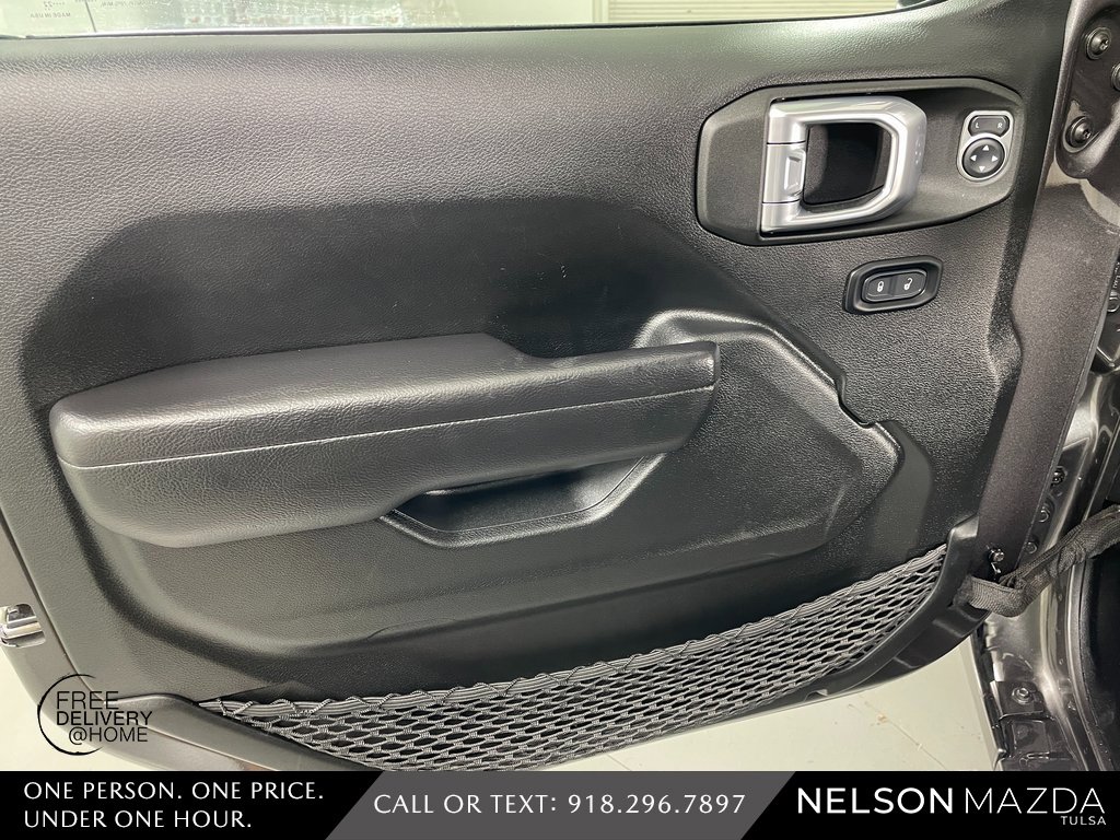 Used 2022 Jeep Wrangler Sport S image 17