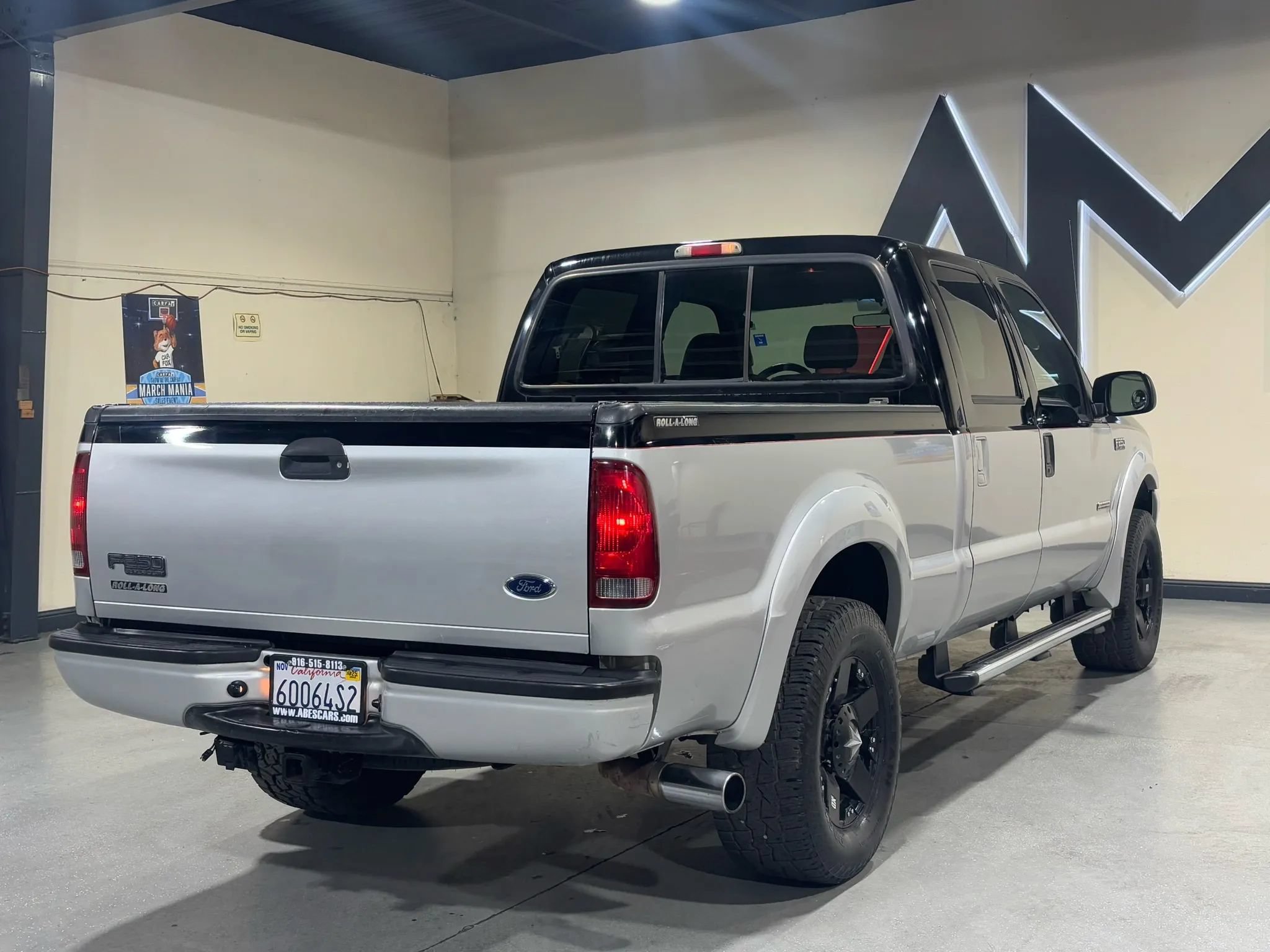 Used 2004 Ford F250 XLT AWD/4WD image 6