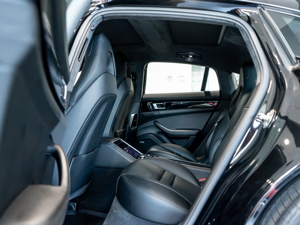 Certified 2018 Porsche Panamera Turbo AWD/4WD image 21