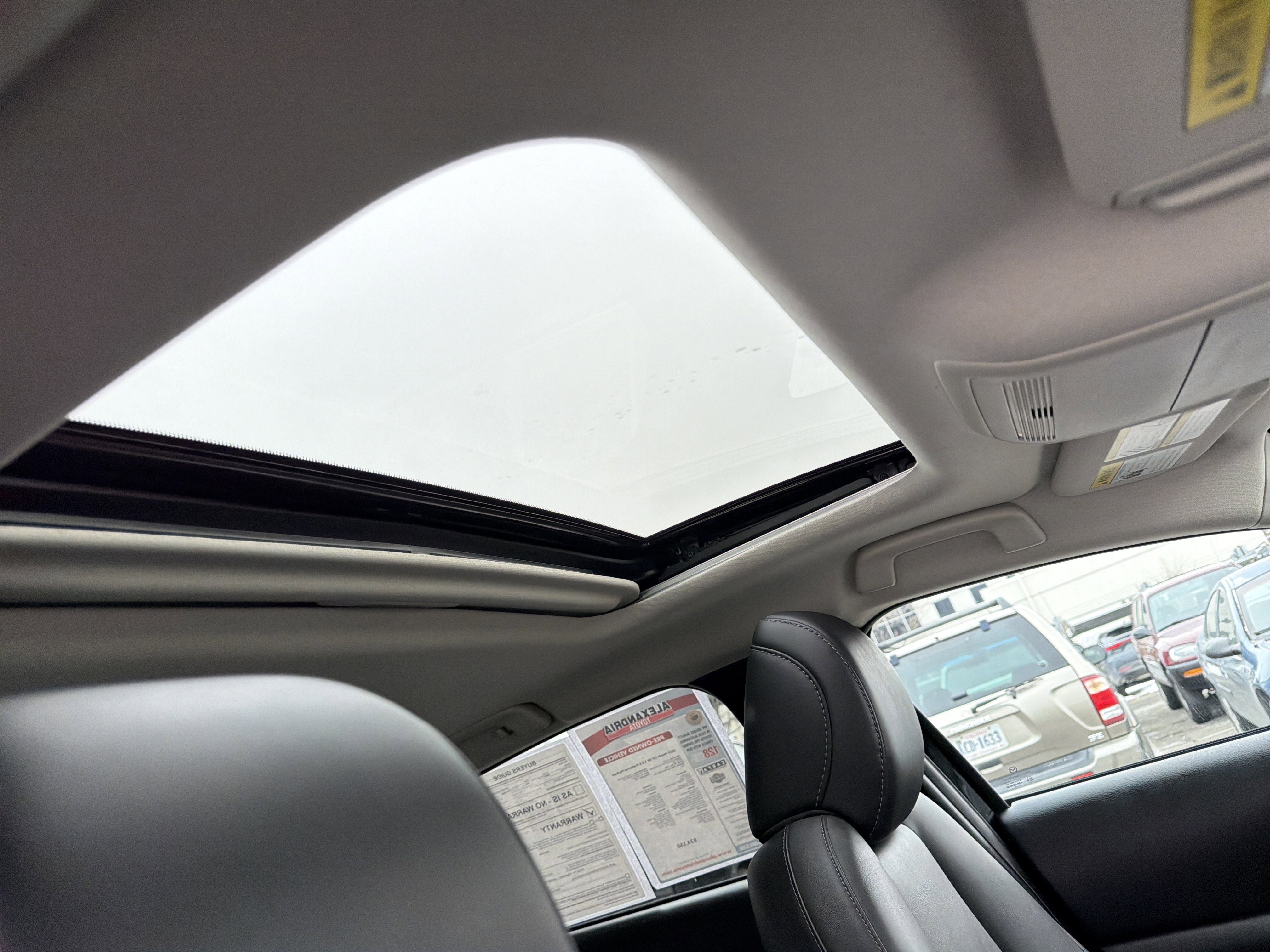 Used 2024 MAZDA CX-30 AWD 2.5 S w/ Preferred Package image 17