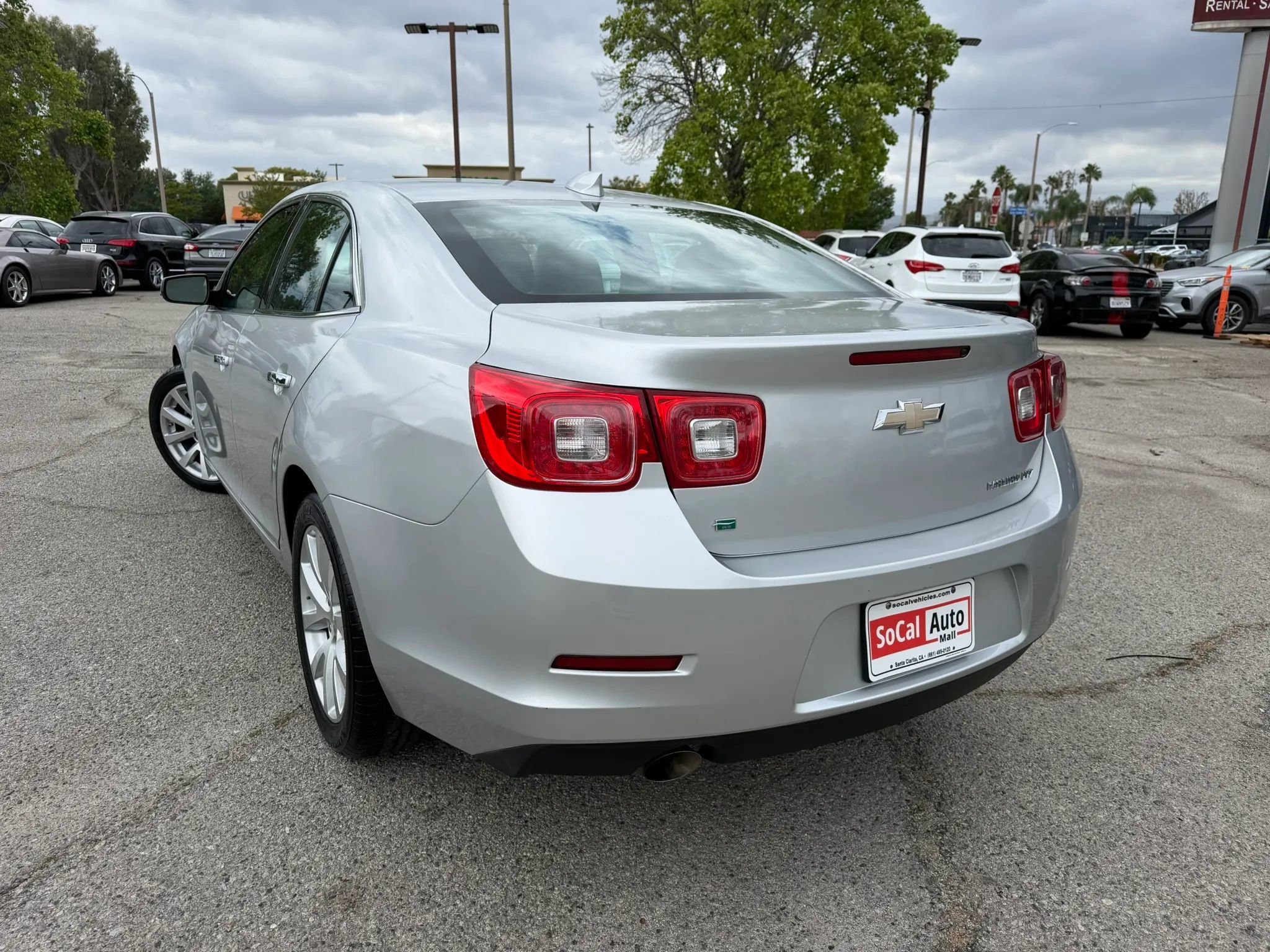 Used 2016 Chevrolet Malibu LTZ FWD image 5