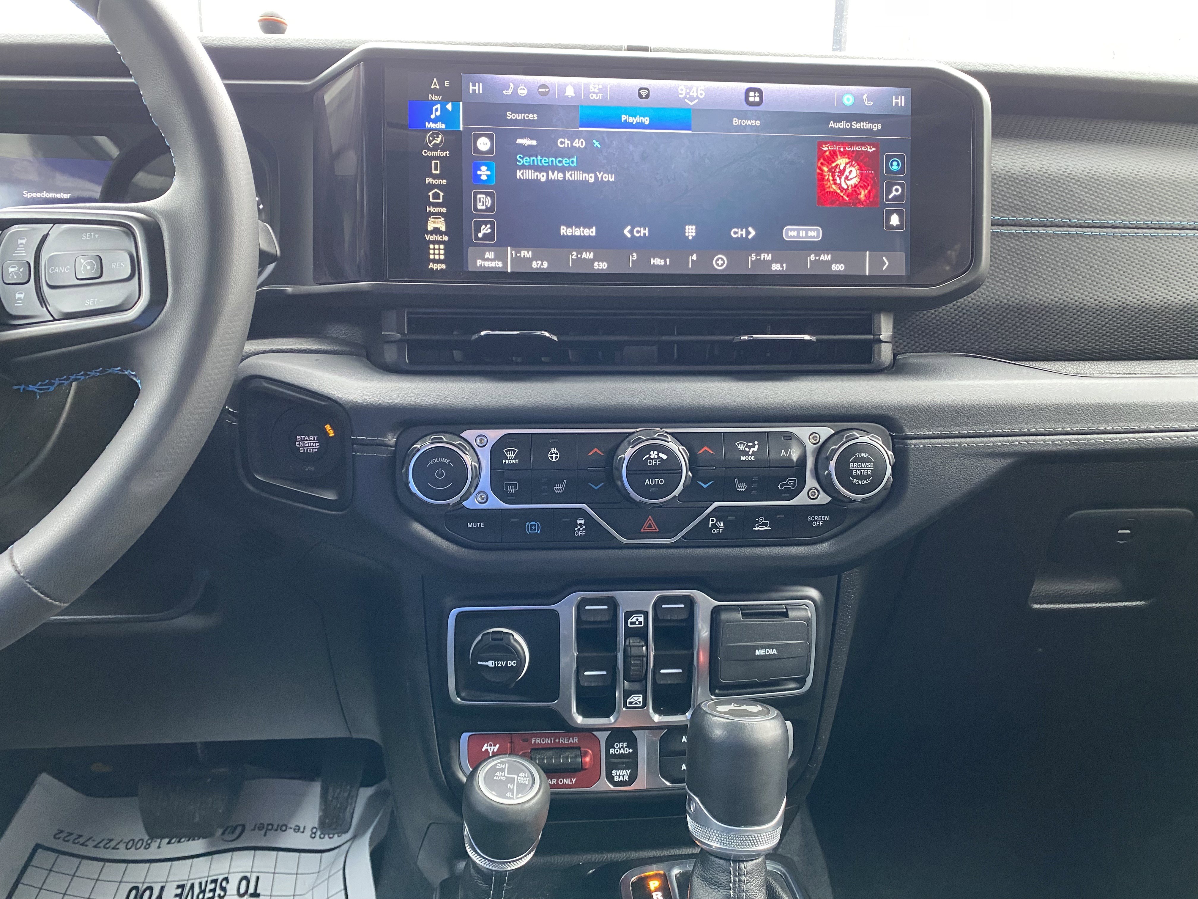 Used 2024 Jeep Wrangler Unlimited Rubicon 4xe image 25