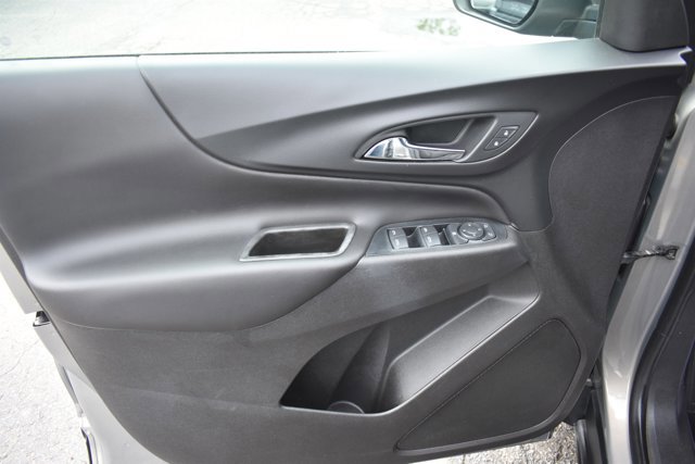 Used 2019 Chevrolet Equinox LT image 12