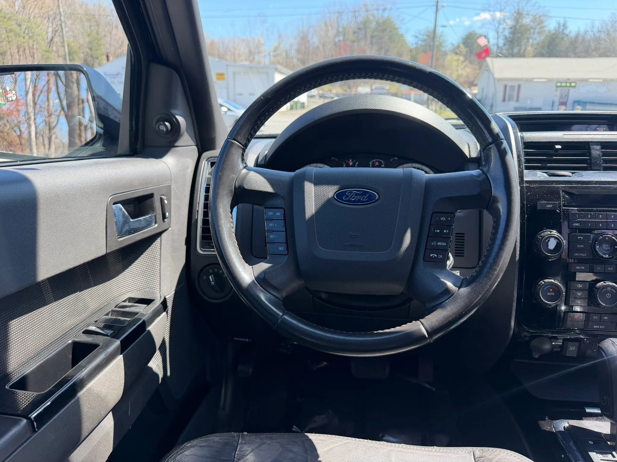 Used 2012 Ford Escape Limited image 29