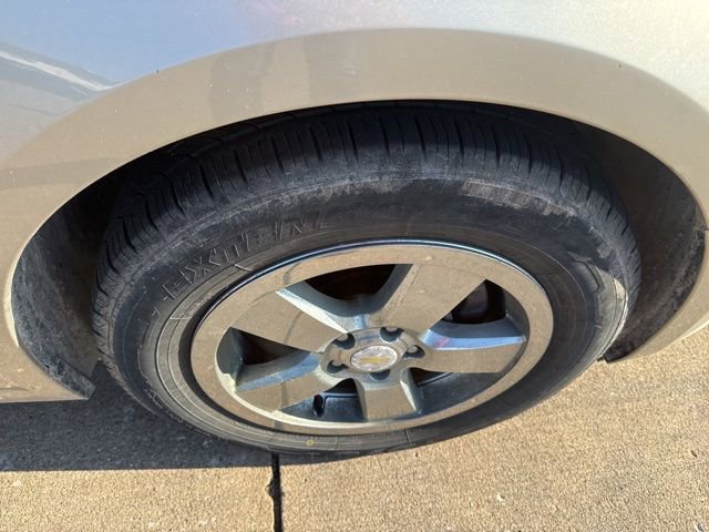 Used 2014 Chevrolet Cruze LT image 25