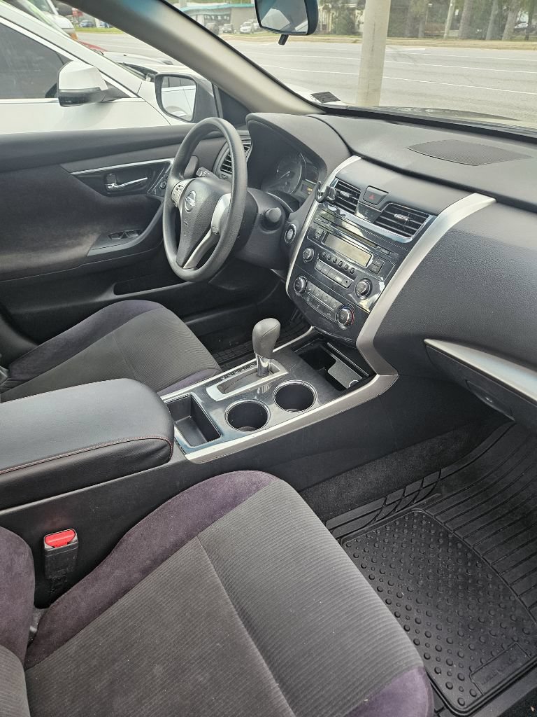 Used 2013 Nissan Altima 2.5 image 4