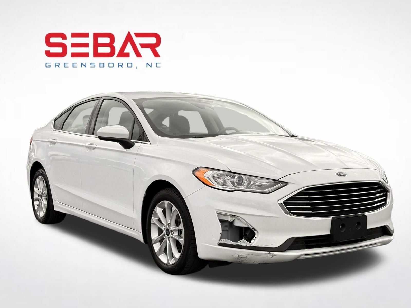 Used 2020 Ford Fusion SE FWD image 3