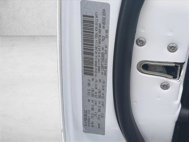 Used 2017 RAM 1500 Express image 23