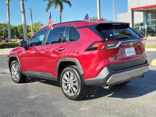 Used 2023 Toyota RAV4 Limited FWD image 3