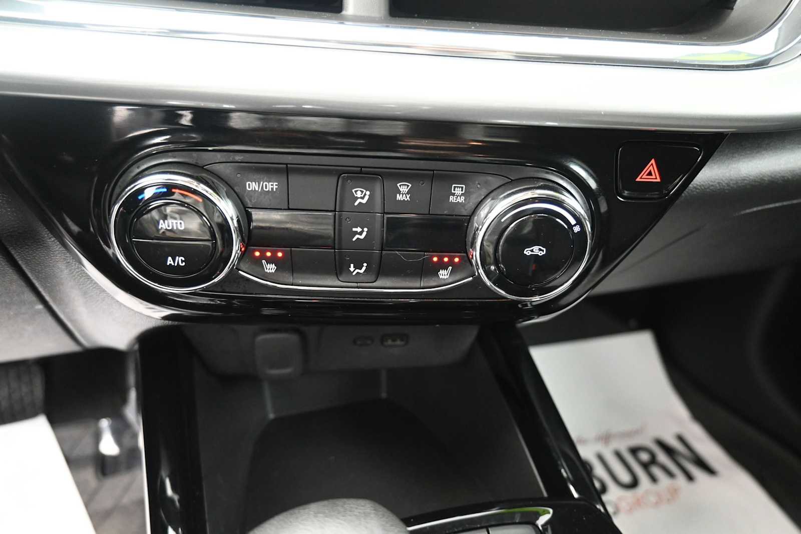 Used 2024 Chevrolet Trax LT w/ Driver Confidence Package FWD image 8
