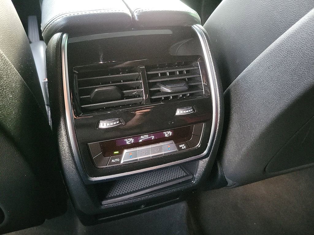 Used 2020 BMW X6 sDrive40i w/ Convenience Package image 22