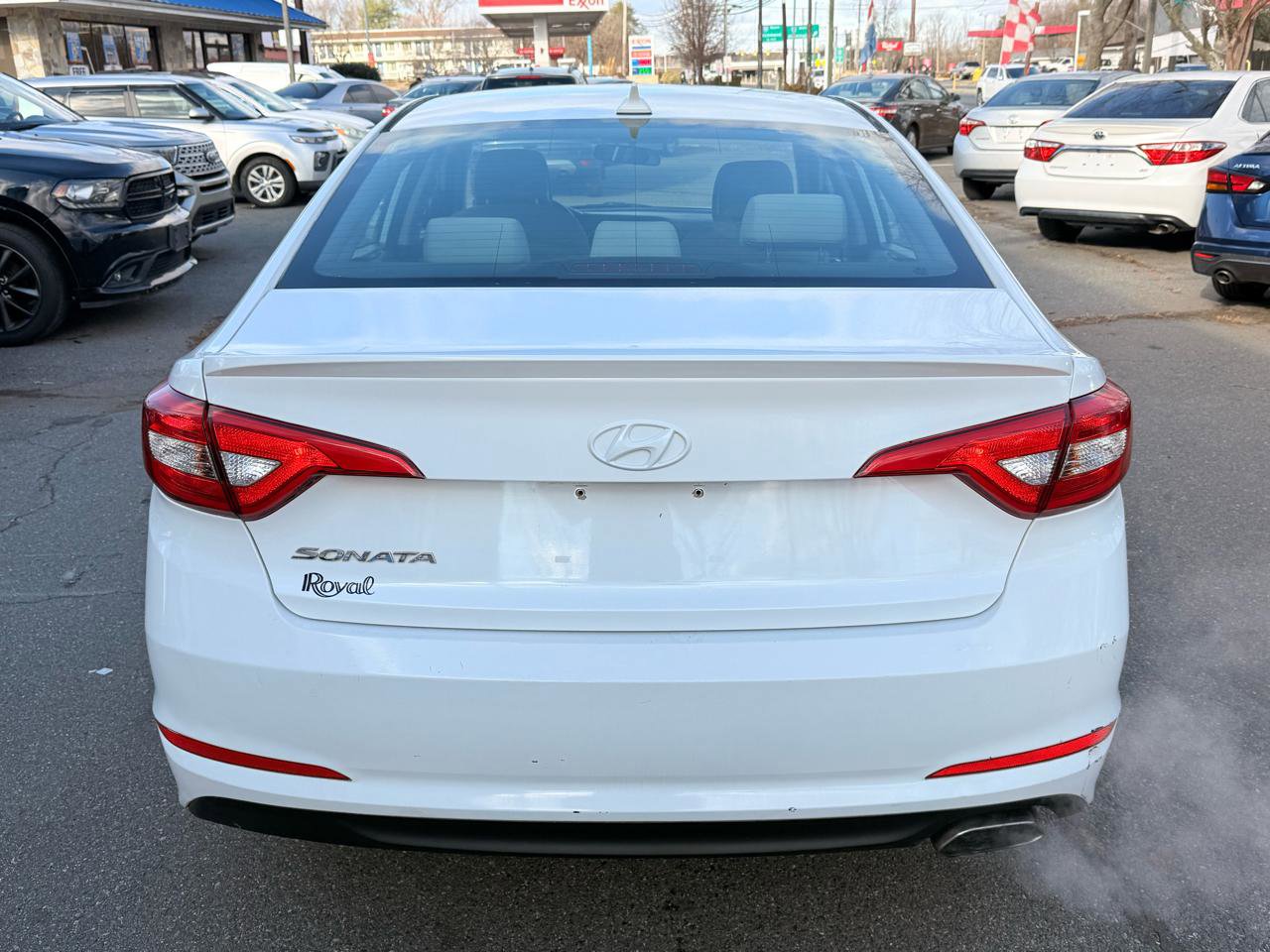 Used 2015 Hyundai Sonata SE image 8