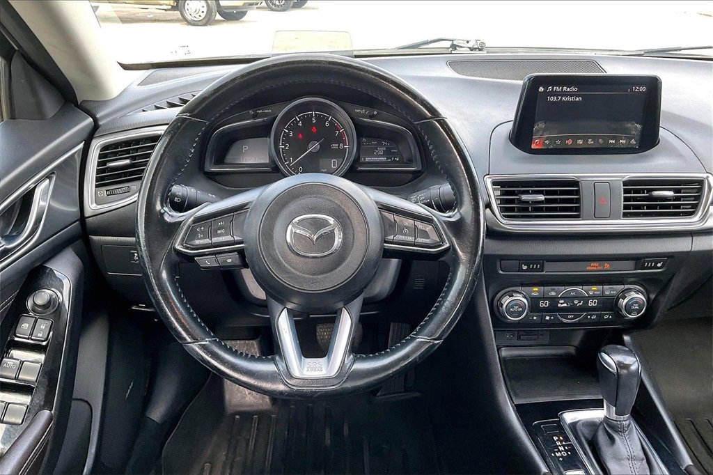 Used 2017 MAZDA MAZDA3 Grand Touring image 8