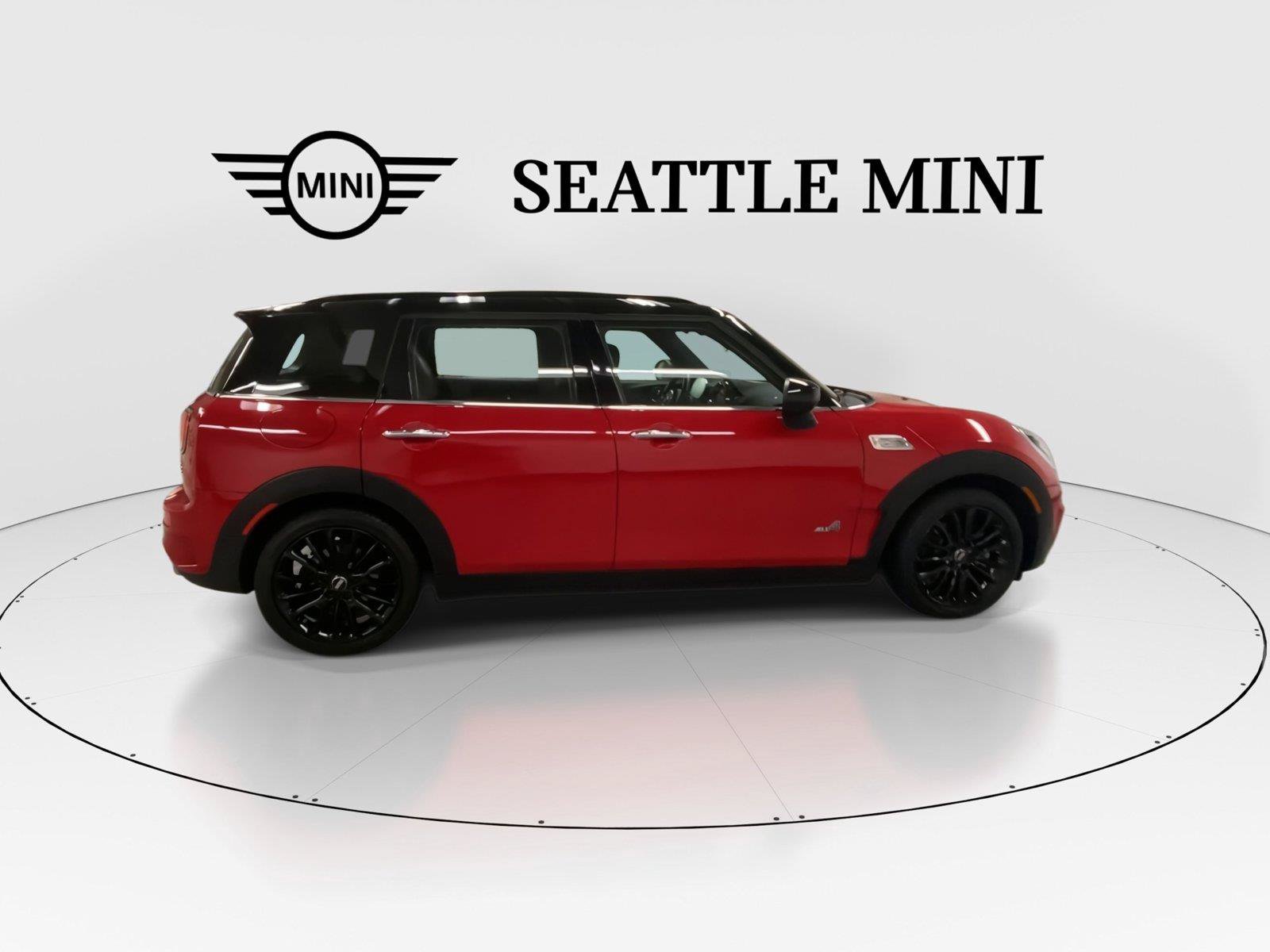 Used 2022 MINI Cooper Clubman S w/ Signature Upholstery Package AWD/4WD image 12