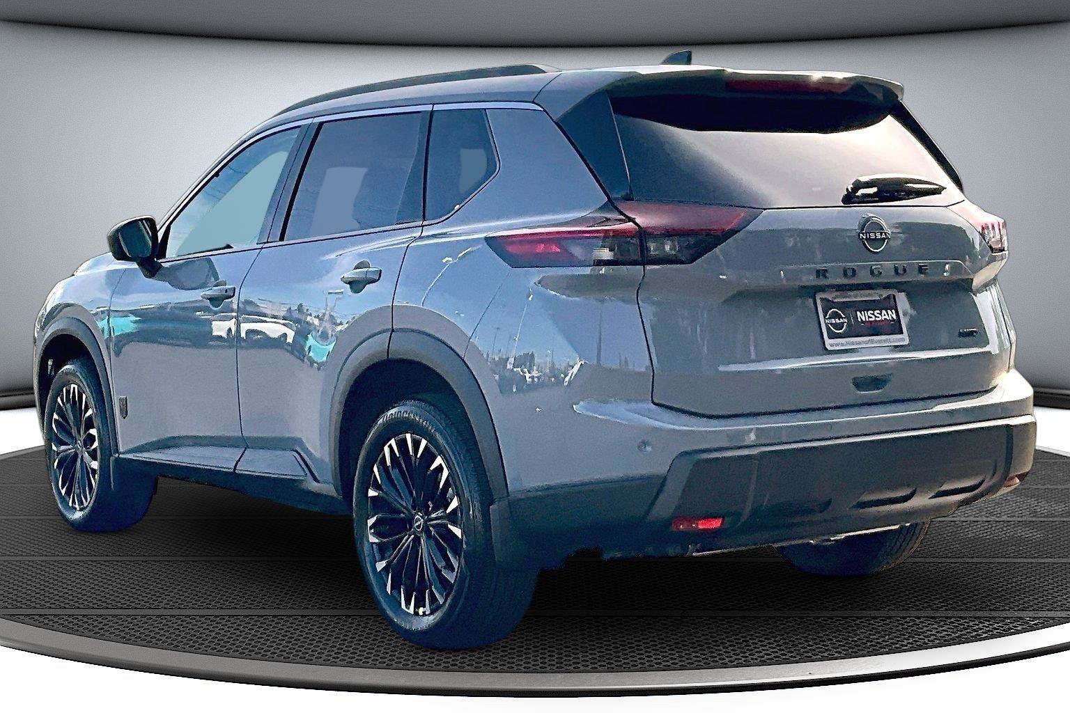 New 2026 Nissan Rogue Dark Armor AWD/4WD image 4