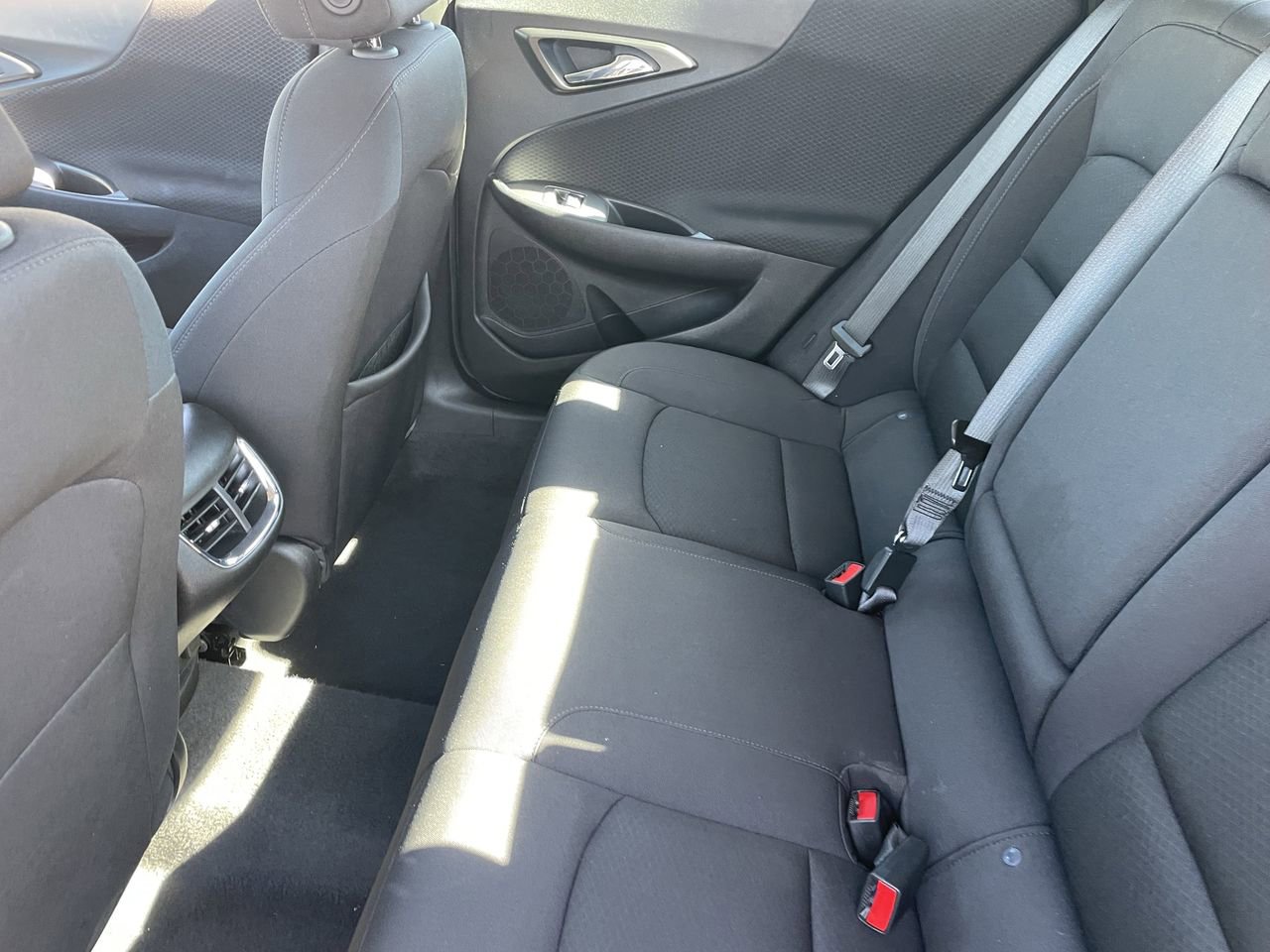 Used 2024 Chevrolet Malibu LT image 14