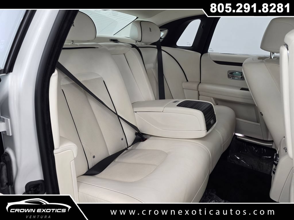 Used 2021 Rolls-Royce Ghost AWD/4WD image 25